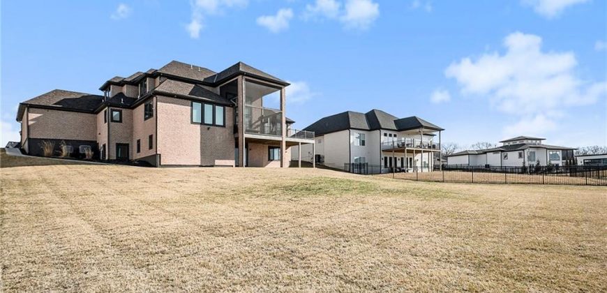 Homes for Sale in Riverside, MO 64150 | 2171 NW Palisades Drive