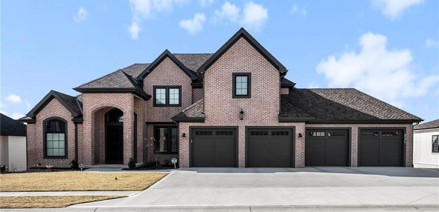Homes for Sale in Riverside, MO 64150 | 2171 NW Palisades Drive
