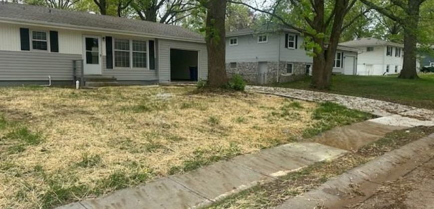 Homes for Sale in Liberty, MO 64068 | 309  Manor Lane