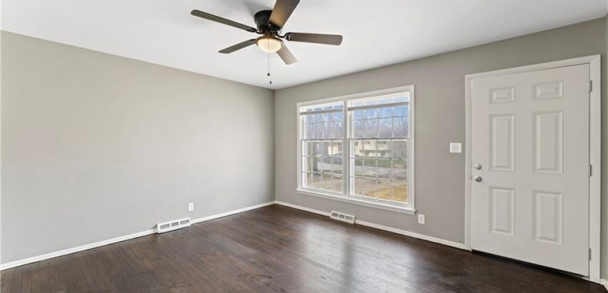 Homes for Sale in Liberty, MO 64068 | 309  Manor Lane