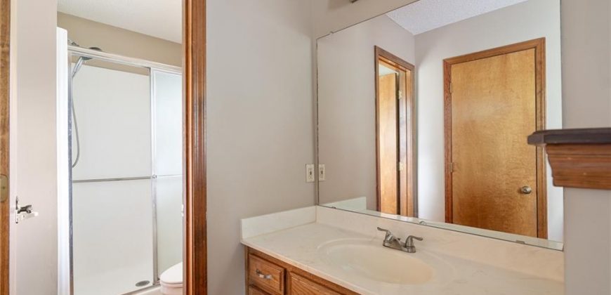 Homes for Sale in Kearney, MO 64060 | 1710  Regency Drive