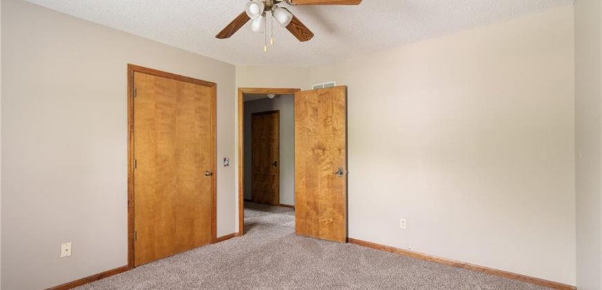 Homes for Sale in Kearney, MO 64060 | 1710  Regency Drive
