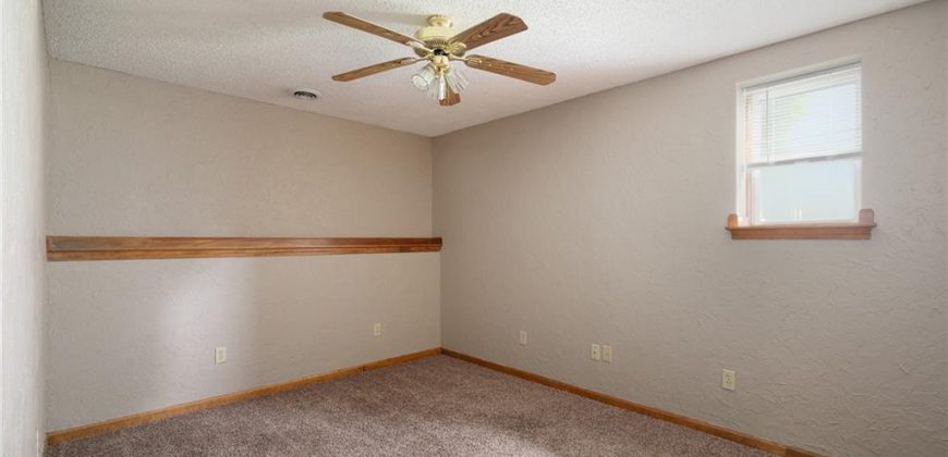Homes for Sale in Kearney, MO 64060 | 1710  Regency Drive