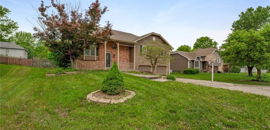 Homes for Sale in Kearney, MO 64060 | 1710  Regency Drive