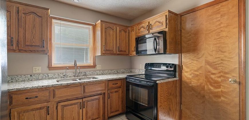 Homes for Sale in Kearney, MO 64060 | 1710  Regency Drive