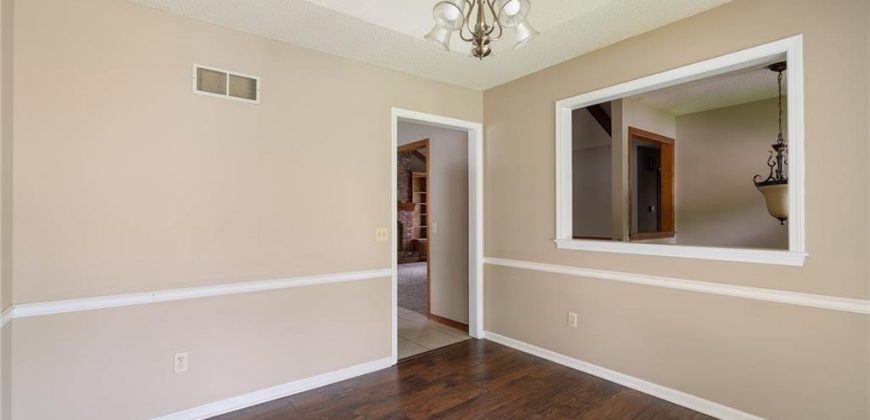 Homes for Sale in Kearney, MO 64060 | 1710  Regency Drive