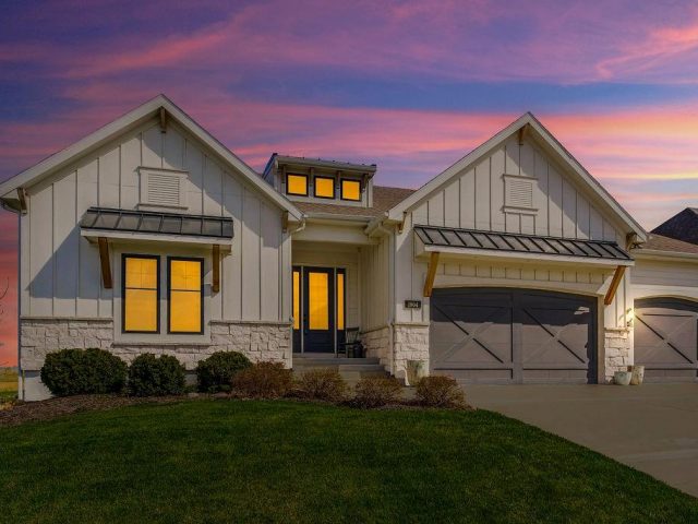 Homes for Sale in Kansas City, MO 64155 | 1904 NE 114th Terrace