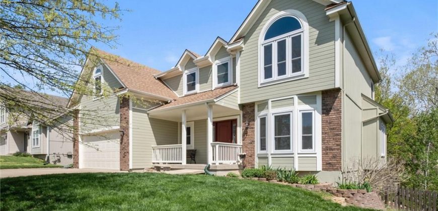 Homes for Sale in Gladstone, MO 64118 | 5201 N Jefferson Street