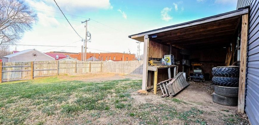 Homes for Sale in Dearborn, MO 64439 | 112 E 2nd Street