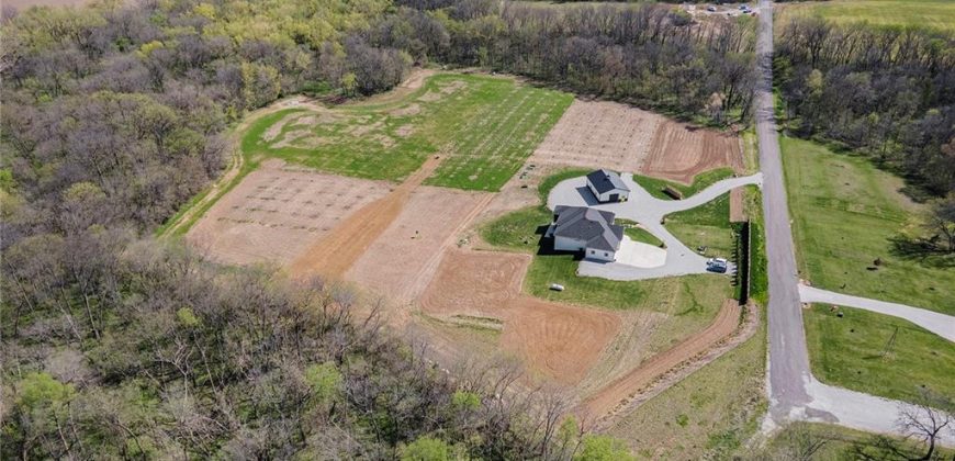 Homes for Sale in Dearborn, MO 64439 | 22575  New Market Cemetery Road