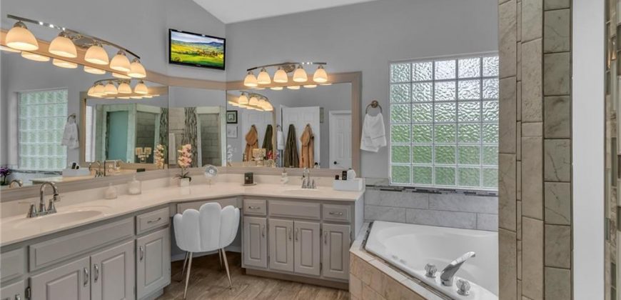 Homes for Sale in Kansas City, MO 64151 | 5125 NW Walden Drive