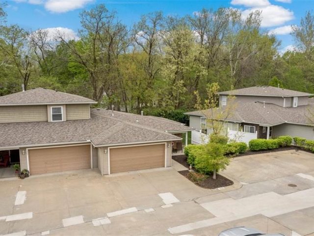 Homes for Sale in Liberty, MO 64068 | 394 N Clayview Drive