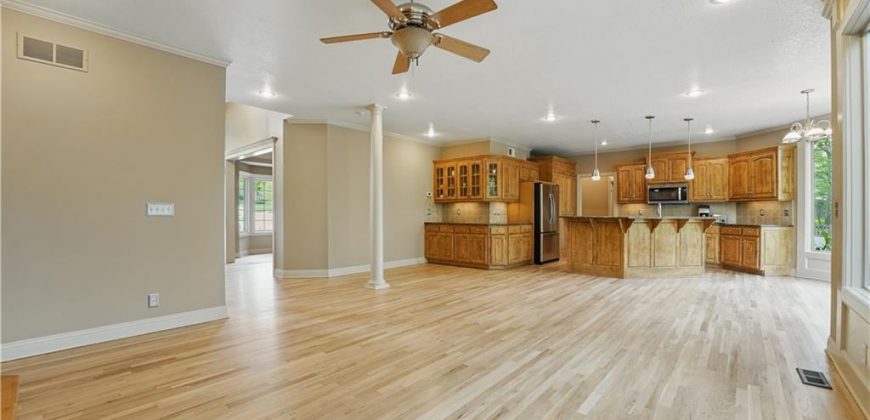 Homes for Sale in Kansas City, MO 64151 | 1915 NW 58th Court