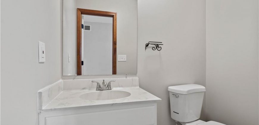Homes for Sale in Platte City, MO 64079 | 20  Pine View Road
