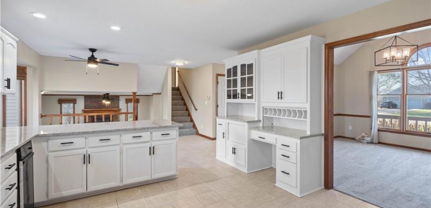 Homes for Sale in Platte City, MO 64079 | 20  Pine View Road