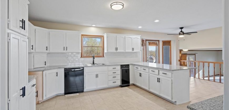 Homes for Sale in Platte City, MO 64079 | 20  Pine View Road