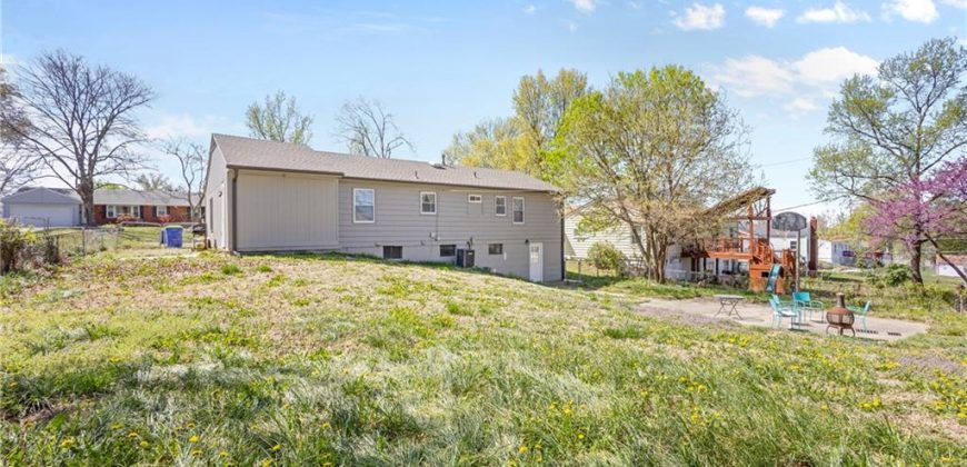 Homes for Sale in Kansas City, MO 64118 | 102 NW 64th Terrace