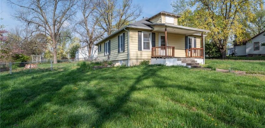 Homes for Sale in Ferrelview, MO 64163 | 120 N Garrison Street