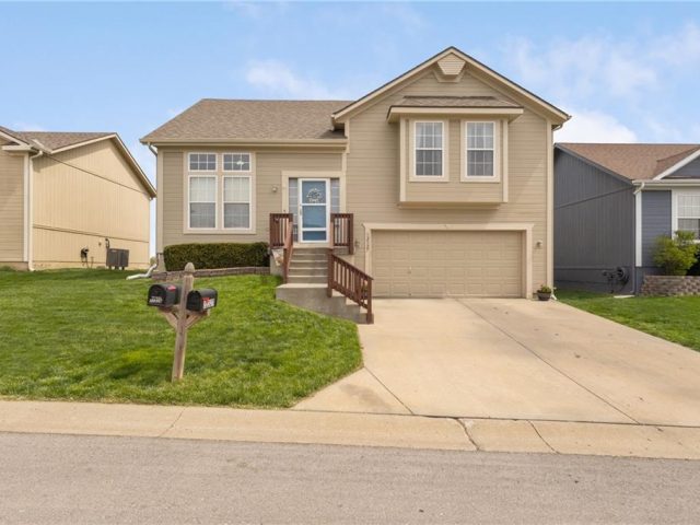 Homes for Sale in Kansas City, MO 64163 | 12327 N Atkins Avenue