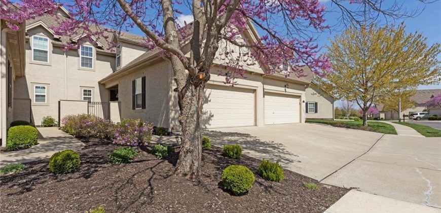 Homes for Sale in Kansas City, MO 64155 | 2118 NE 107th Terrace