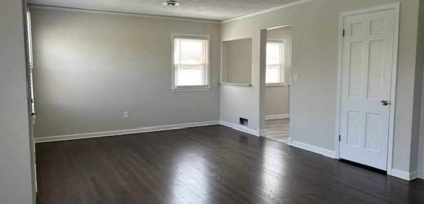 Homes for Sale in Oakview, MO 64118 | 701 NE Shady Lane Drive