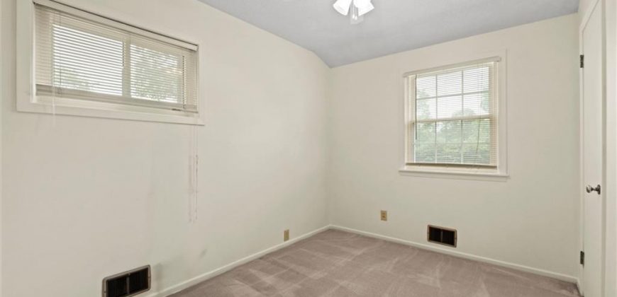 Homes for Sale in Liberty, MO 64068 | 1309 S Skyline Drive