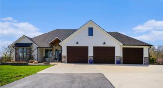 Homes for Sale in Smithville, MO 64089 | 391 NW 174th Court