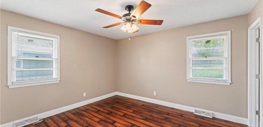 Homes for Sale in Kansas City, MO 64152 | 9715 NW View Coves Drive