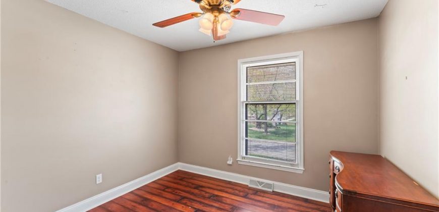 Homes for Sale in Kansas City, MO 64152 | 9715 NW View Coves Drive