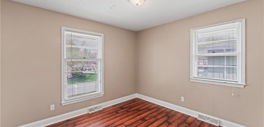 Homes for Sale in Kansas City, MO 64152 | 9715 NW View Coves Drive