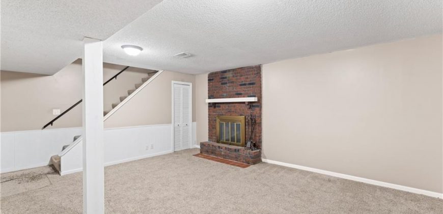 Homes for Sale in Kansas City, MO 64152 | 9715 NW View Coves Drive