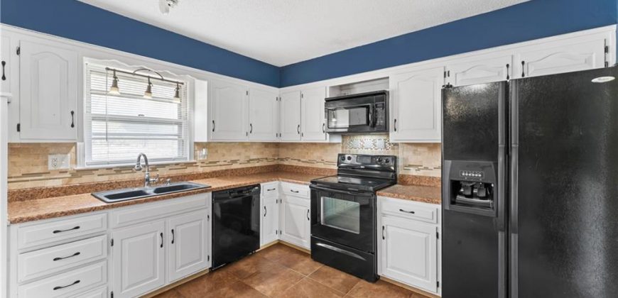 Homes for Sale in Kansas City, MO 64152 | 9715 NW View Coves Drive