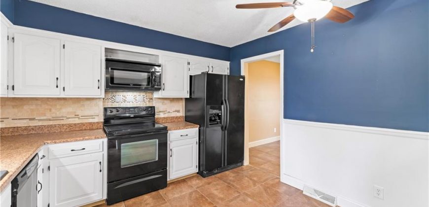 Homes for Sale in Kansas City, MO 64152 | 9715 NW View Coves Drive