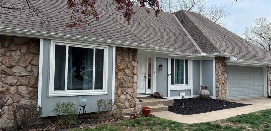 Homes for Sale in Kansas City, MO 64151 | 8103 N Oregon Drive