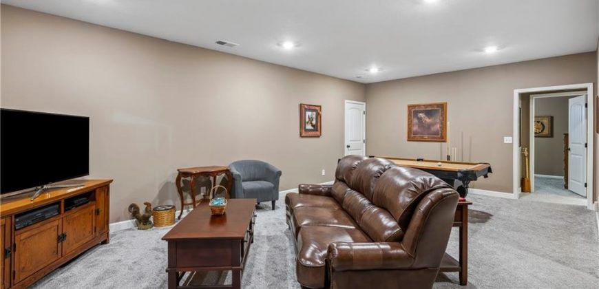 Homes for Sale in Kansas City, MO 64155 | 1115 NW 106th Street