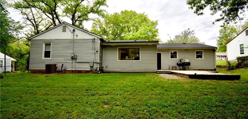 Homes for Sale in Kansas City, MO 64118 | 5233 N Garfield Avenue