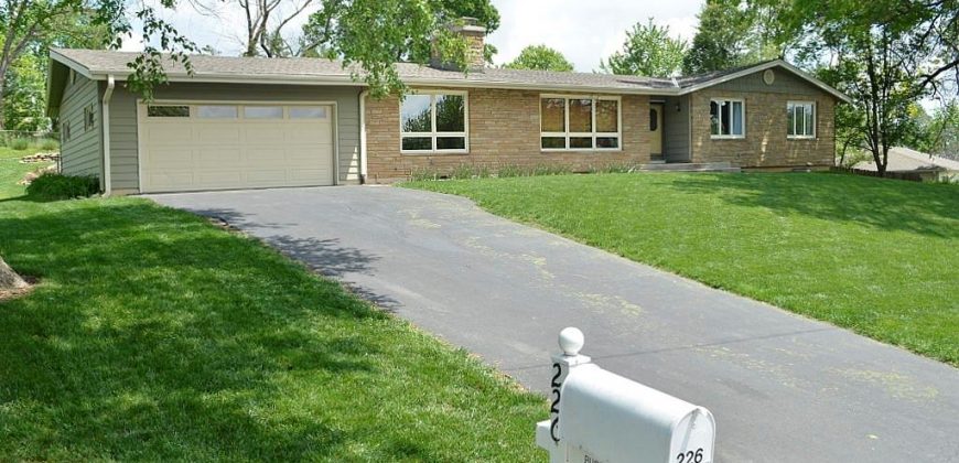 Homes for Sale in Kansas City, MO 64116 | 226 NE Evansdale Road