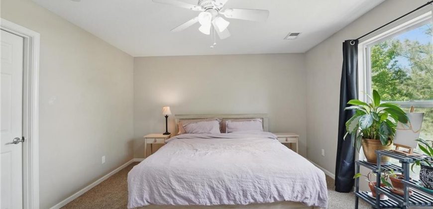 Homes for Sale in Kansas City, MO 64118 | 5431  Hickory Street