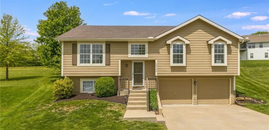 Homes for Sale in Platte City, MO 64079 | 13790  Green Meadow Court