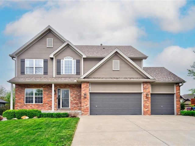 Homes for Sale in Kansas City, MO 64157 | 8812 NE 101 Street