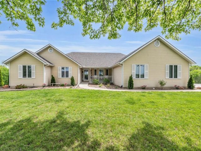 Homes for Sale in Platte City, MO 64079 | 15735 N Amity Street