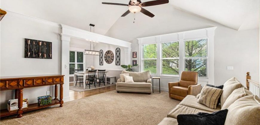 Homes for Sale in Smithville, MO 64089 | 403  Amesbury Drive