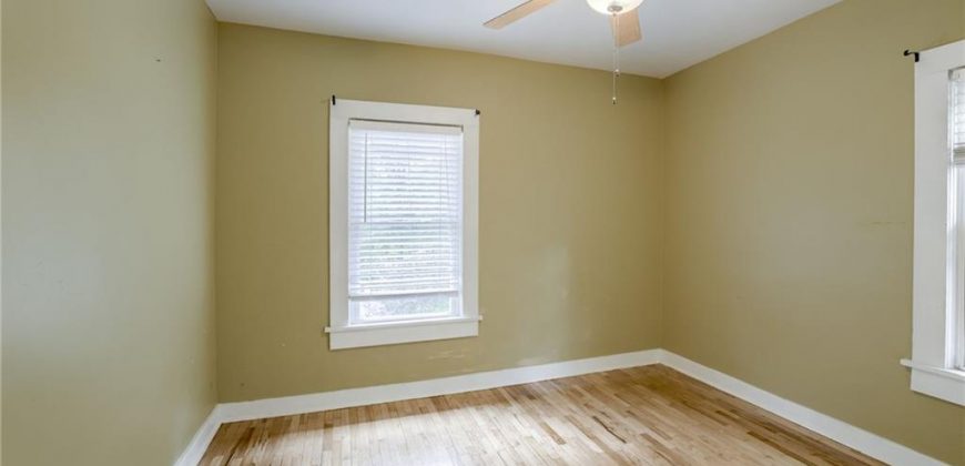 Homes for Sale in Liberty, MO 64068 | 90 N Ridge Avenue