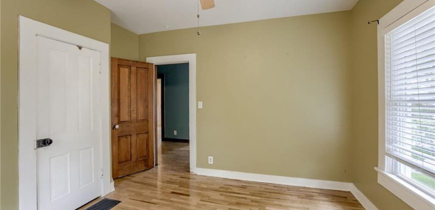 Homes for Sale in Liberty, MO 64068 | 90 N Ridge Avenue