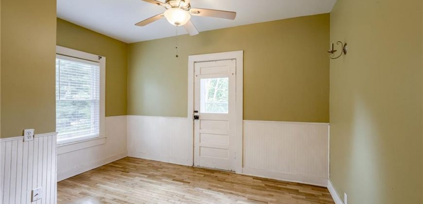 Homes for Sale in Liberty, MO 64068 | 90 N Ridge Avenue