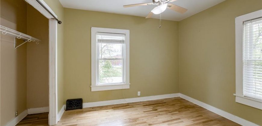 Homes for Sale in Liberty, MO 64068 | 90 N Ridge Avenue