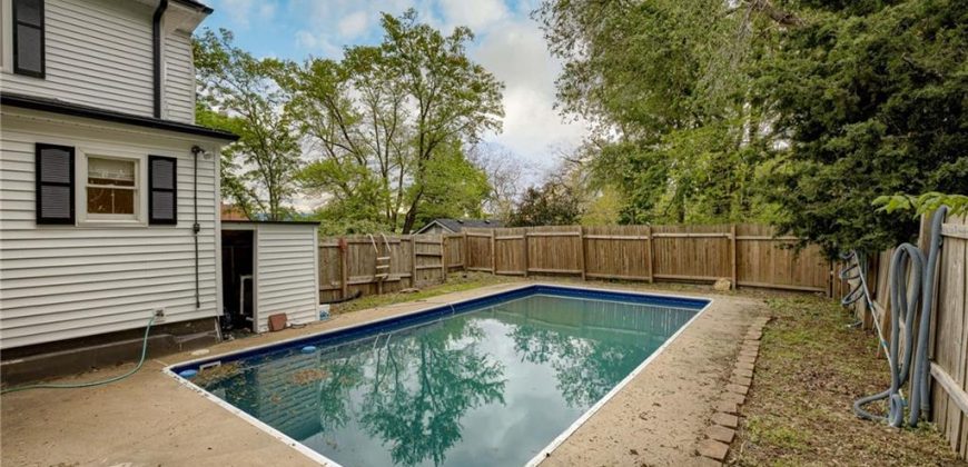 Homes for Sale in Liberty, MO 64068 | 90 N Ridge Avenue
