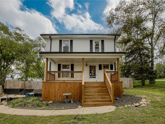 Homes for Sale in Liberty, MO 64068 | 90 N Ridge Avenue