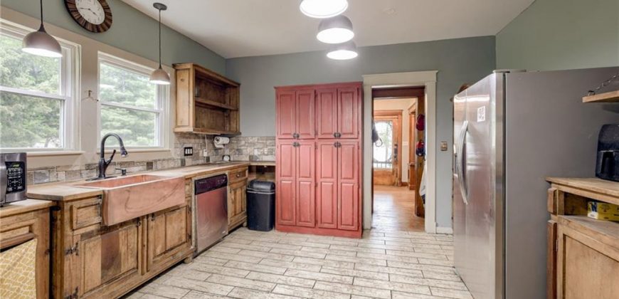 Homes for Sale in Liberty, MO 64068 | 90 N Ridge Avenue