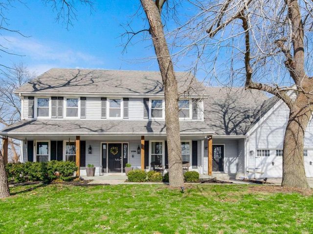 Homes for Sale in Liberty, MO 64068 | 1129  Camelot Hill Street